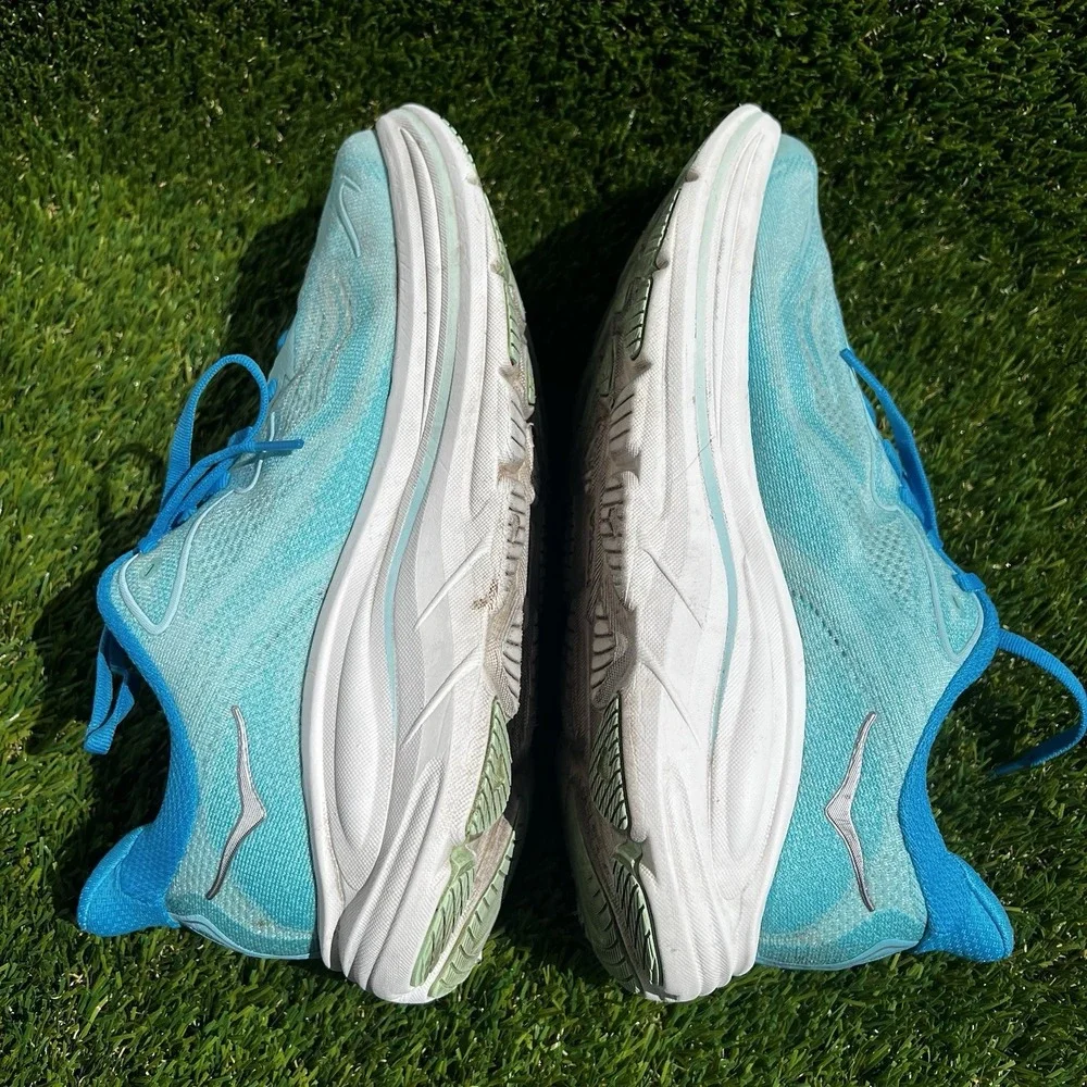 HOKA Clifton 10 Women Size 10 Skyward Blue Cielo Running Walking Shoes 1162031